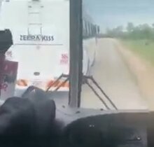  Bus Conductor Films Death Race With Coach